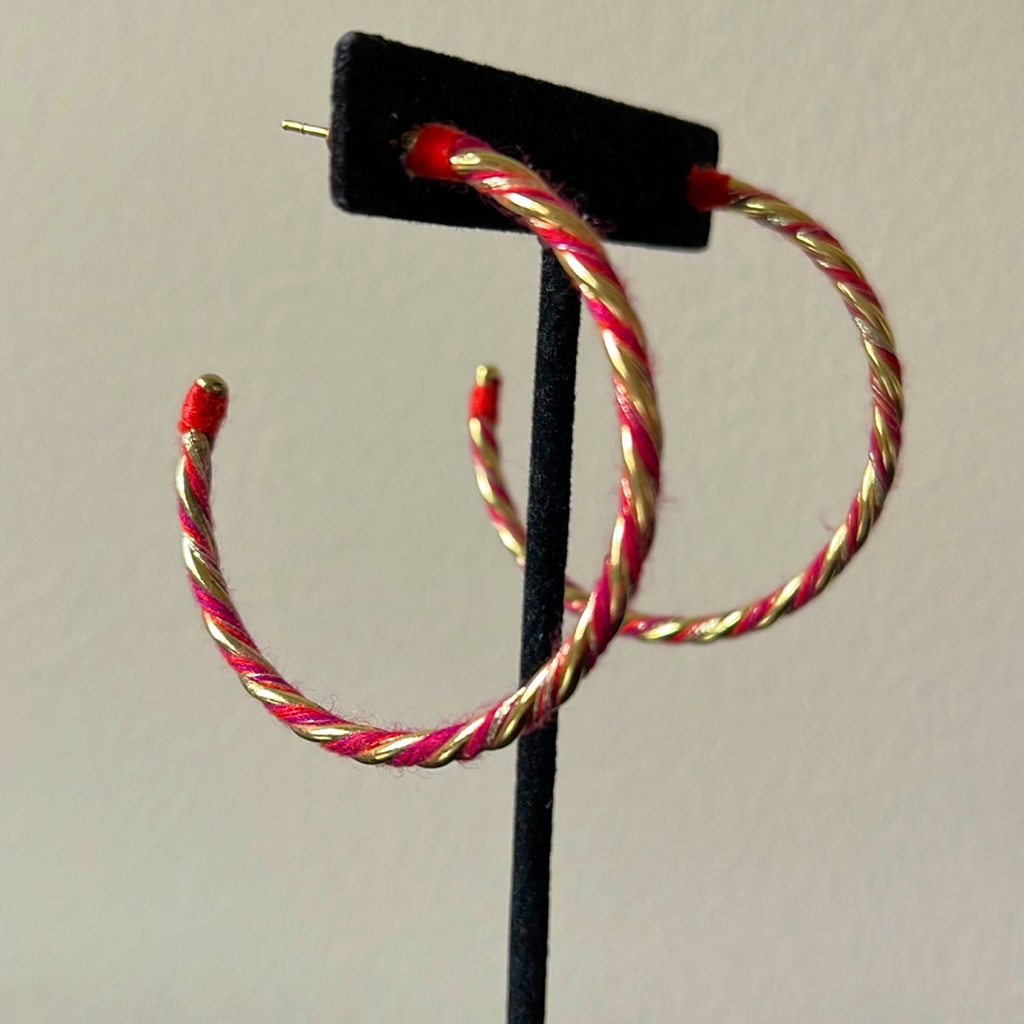 Area Stars Cable Hoop Earrings